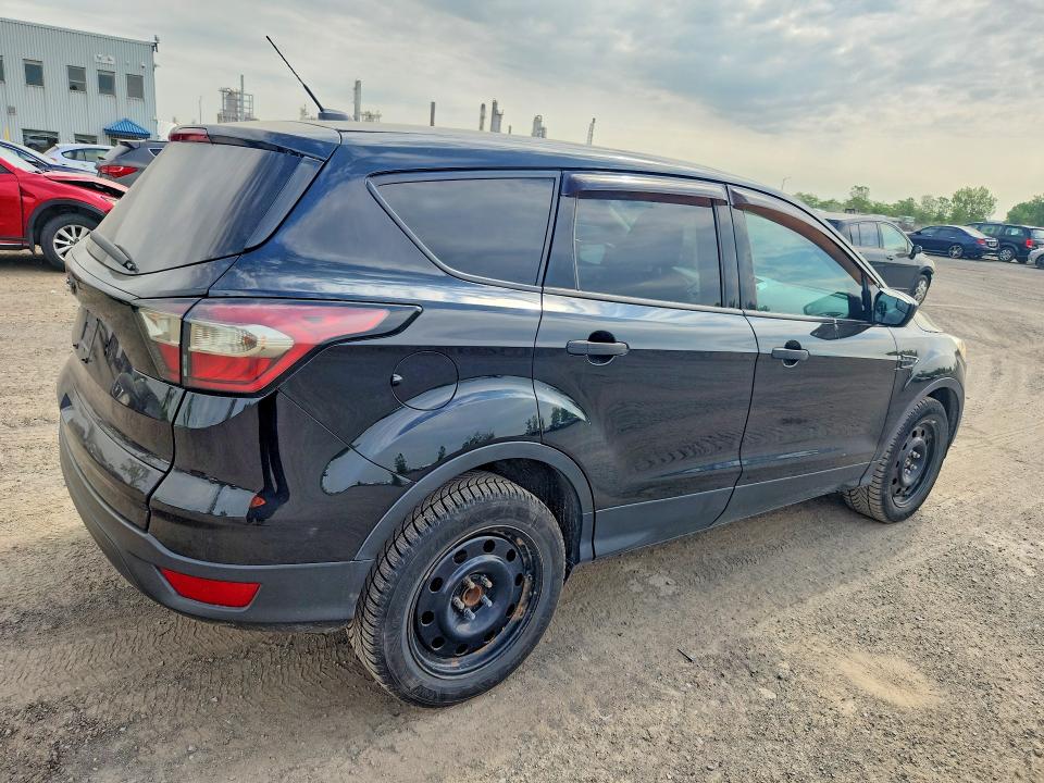 2017 Ford Escape მანქანა იყიდება აუქციონზე, vin: 1FMCU0F75HUE10668, აუქციონის ნომერი: 56732206