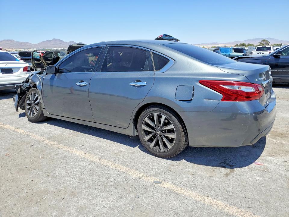 56164996 :رقم المزاد ، 1N4AL3AP0JC105619 vin ، 2018 Nissan Altima مزاد بيع