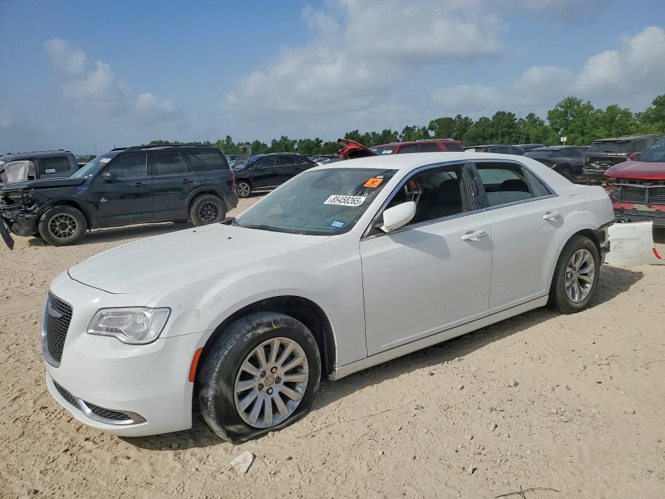 85458265 :رقم المزاد ، 2C3CCAAG8NH209953 vin ، 2022 Chrysler 200 Convertible مزاد بيع
