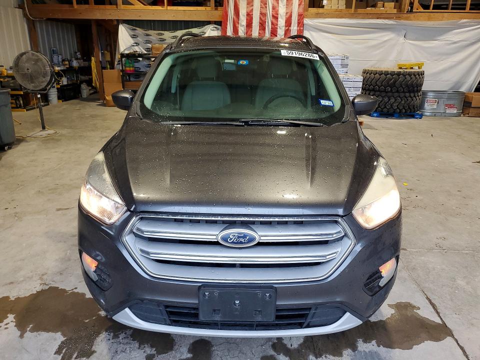 Продажа на аукционе авто 2018 Ford Escape, vin: 1FMCU0GD0JUD22847, номер лота: 59196286