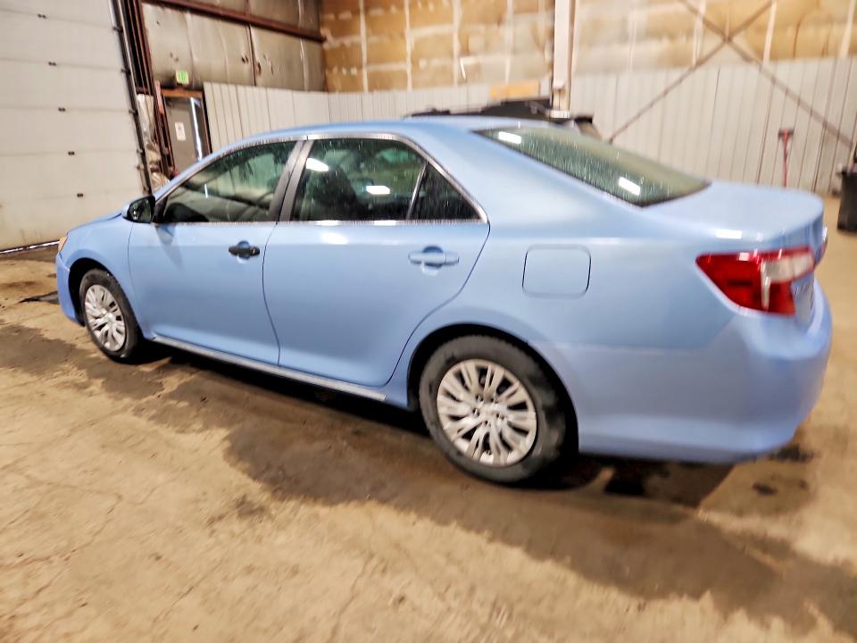 85624745 :رقم المزاد ، 4T1BF1FK5CU563642 vin ، 2012 Toyota Camry مزاد بيع