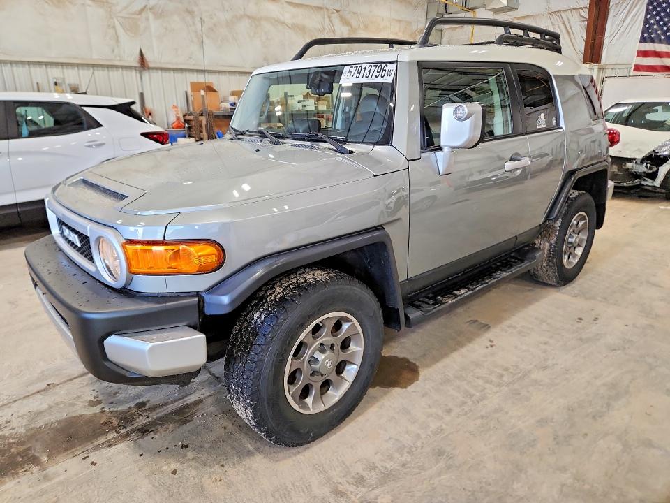 Aukcja sprzedaży 2012 Toyota Fj Cruiser, vin: JTEBU4BF7CK135566, numer aukcji: 57913796
