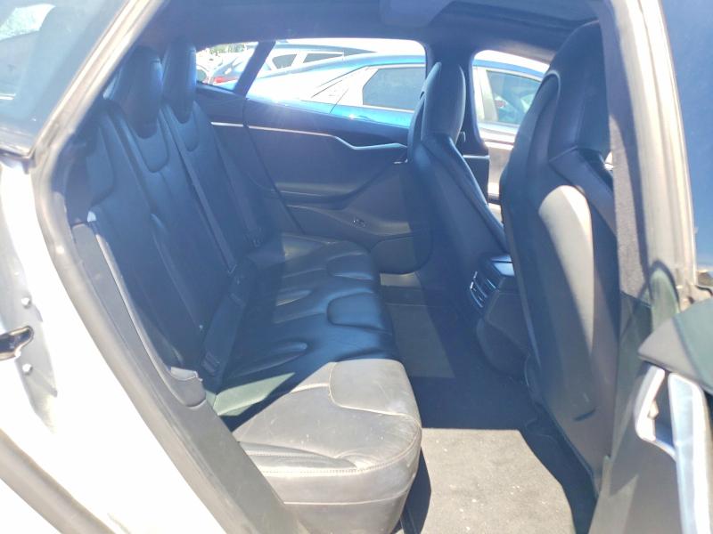 Продаж на аукціоні авто 2015 Tesla Model S, vin: 5YJSA1E24FF112932, номер лоту: 57883256