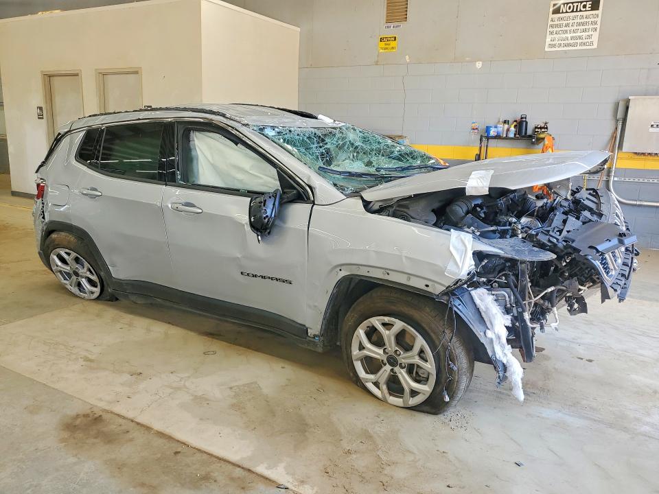 2025 Jeep Compass მანქანა იყიდება აუქციონზე, vin: 3C4NJDBN9ST597805, აუქციონის ნომერი: 58872886