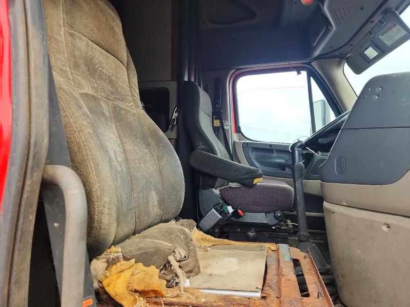 Продаж на аукціоні авто 2009 Freightliner Cascadia, vin: 1FUJGLDR99LAJ0026, номер лоту: 56569966