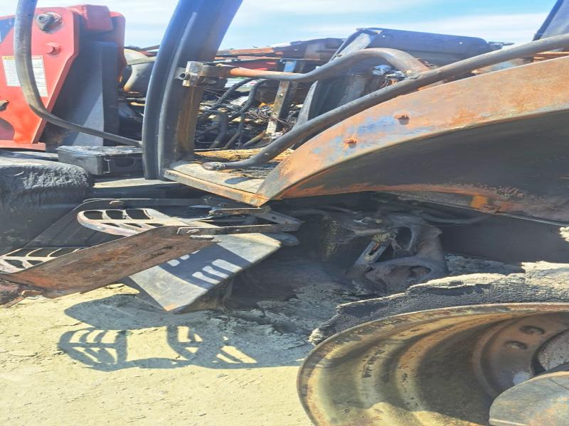 55238886 :رقم المزاد ، ACP272042 vin ، 2006 Case Tractor مزاد بيع