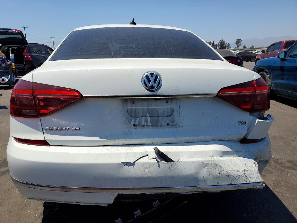 2017 Volkswagen Passat მანქანა იყიდება აუქციონზე, vin: 1VWBT7A31HC037440, აუქციონის ნომერი: 55431546