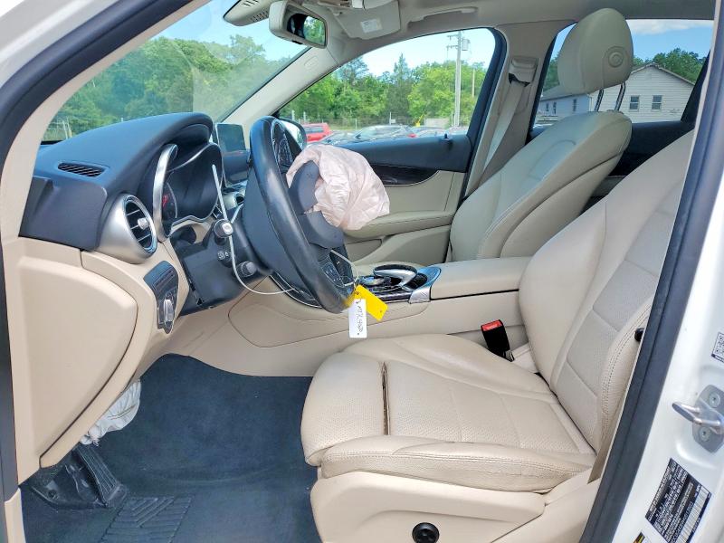 55296016 :رقم المزاد ، WDC0G4KB9HV013503 vin ، 2017 Mercedes-benz Glc مزاد بيع