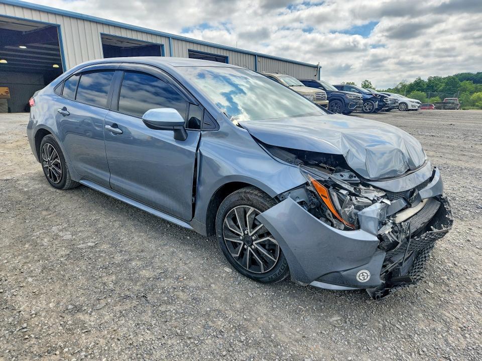 56056626 :رقم المزاد ، JTDEPMAE5N3001623 vin ، 2022 Toyota Corolla مزاد بيع