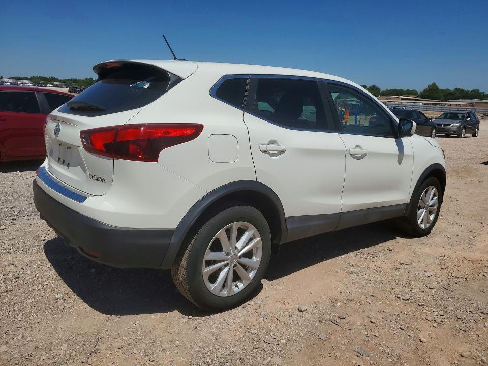 2018 Nissan Rogue Sport მანქანა იყიდება აუქციონზე, vin: JN1BJ1CP1JW152973, აუქციონის ნომერი: 57577246