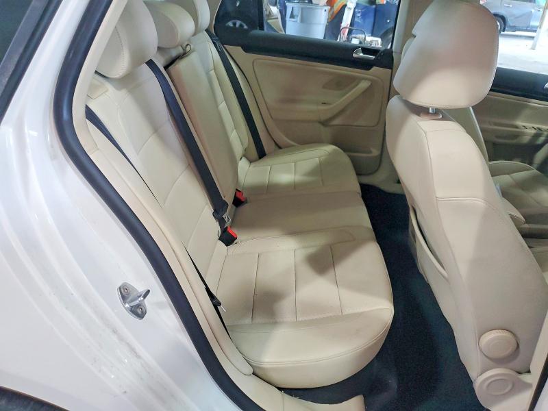 2013 Volkswagen Jetta მანქანა იყიდება აუქციონზე, vin: 3VWPP7AJ8DM668350, აუქციონის ნომერი: 57445156
