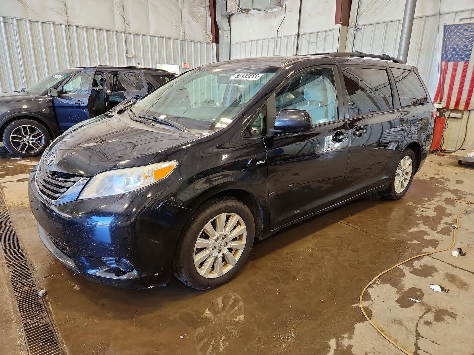 55405606 :رقم المزاد ، 5TDJZ3DC6HS166404 vin ، 2017 Toyota Sienna مزاد بيع