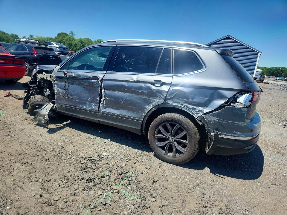 Продажа на аукционе авто 2022 Volkswagen Tiguan, vin: 3VV2B7AX0NM030693, номер лота: 55860696