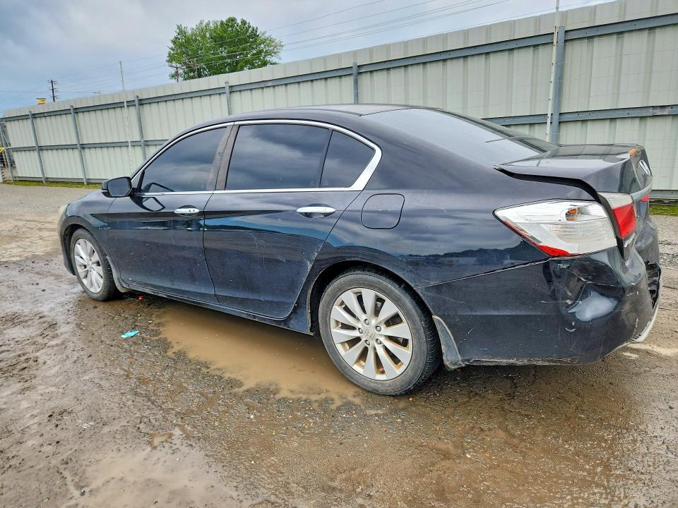 Продажа на аукционе авто 2015 Honda Accord, vin: 1HGCR2F71FA220853, номер лота: 58041936