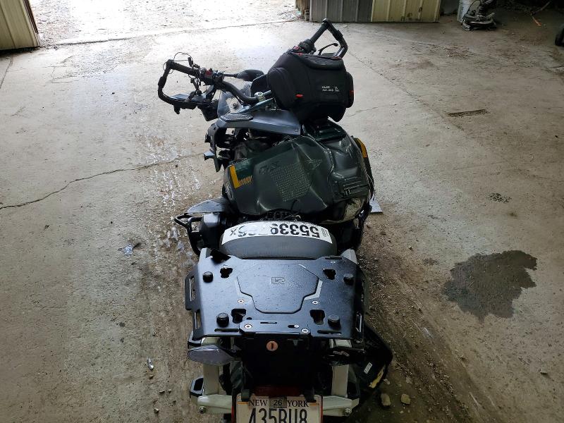 55339766 :رقم المزاد ، WB10M3304S6K98969 vin ، 2025 Bmw R 1300 مزاد بيع
