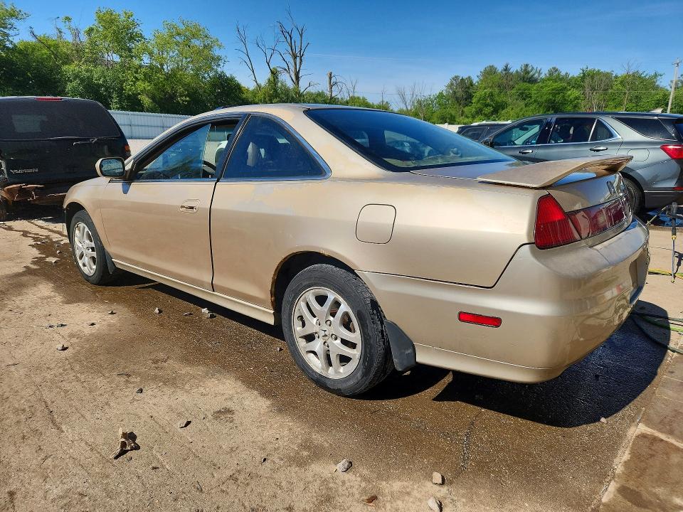 2001 Honda Accord მანქანა იყიდება აუქციონზე, vin: 1HGCG22561A011580, აუქციონის ნომერი: 55363956
