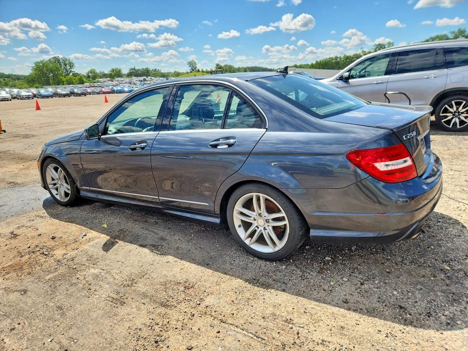 Продажа на аукционе авто 2013 Mercedes-benz C250, vin: WDDGF4HB4DA786451, номер лота: 56880616