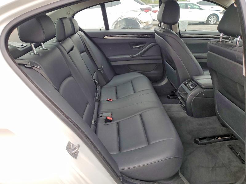 56529846 :رقم المزاد ، WBA5A5C5XFD521457 vin ، 2015 Bmw 528 مزاد بيع