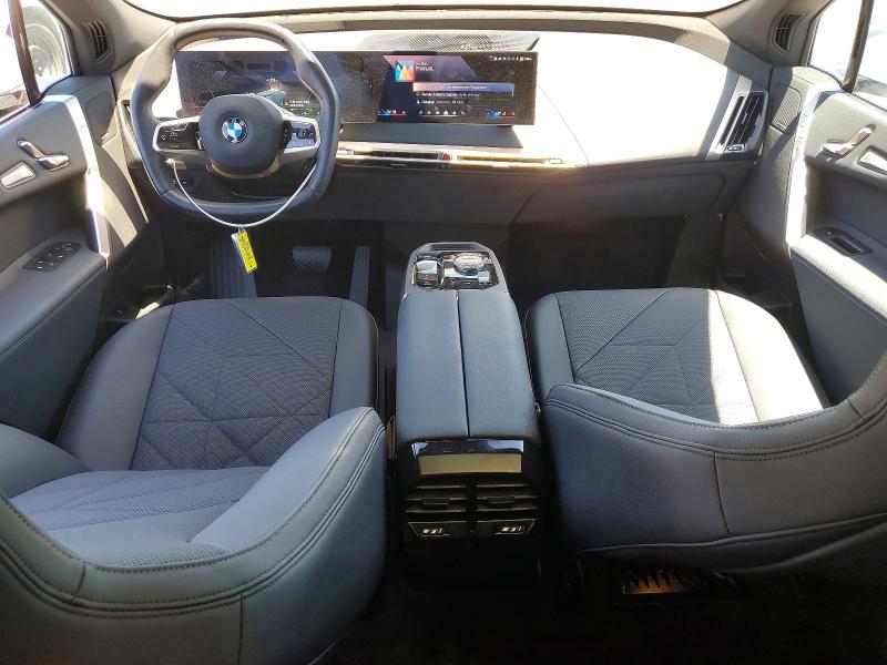 55955676 :رقم المزاد ، WB543CF08TCV37618 vin ، 2026 Bmw Ix مزاد بيع