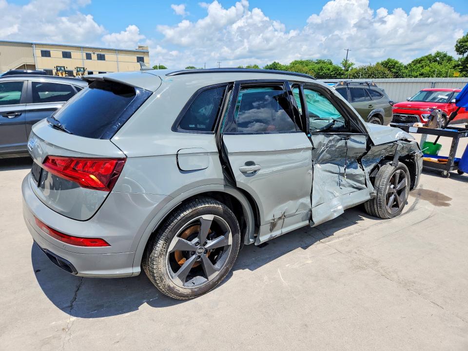 Продажа на аукционе авто 2019 Audi Sq5, vin: WA1B4AFY4K2101138, номер лота: 57510096