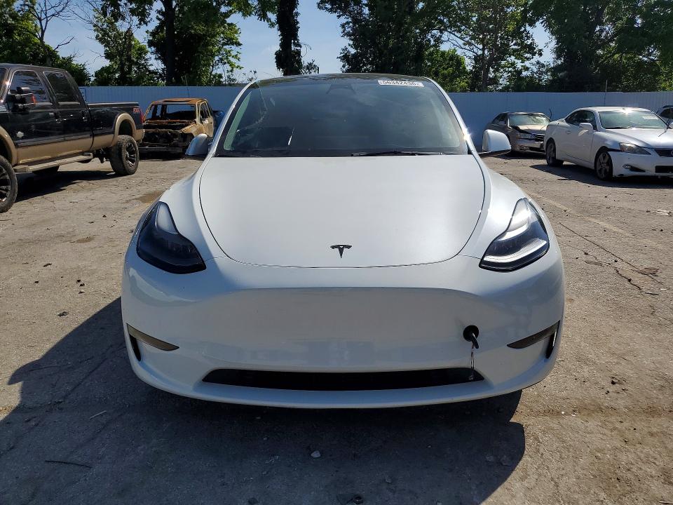 56342436 :رقم المزاد ، 7SAYGDEE4PF786989 vin ، 2023 Tesla Model Y مزاد بيع
