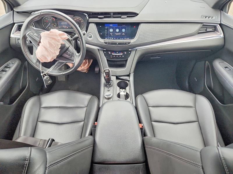 59076366 :رقم المزاد ، 1GYKNBR45LZ235824 vin ، 2020 Cadillac Xt5 مزاد بيع
