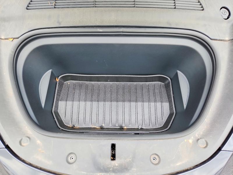 2024 Tesla Model Y მანქანა იყიდება აუქციონზე, vin: 7SAYGDEE5RA283102, აუქციონის ნომერი: 56521836