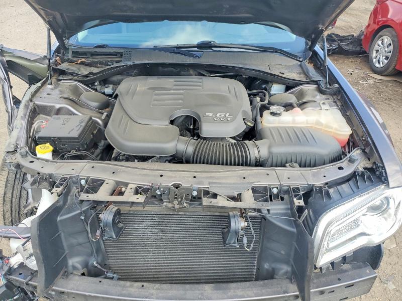 56564756 :رقم المزاد ، 2C3CCAEG3JH190913 vin ، 2018 Chrysler 300 مزاد بيع