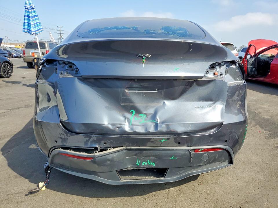 Продажа на аукционе авто 2021 Tesla Model Y, vin: 5YJYGDEE6MF094550, номер лота: 57915266