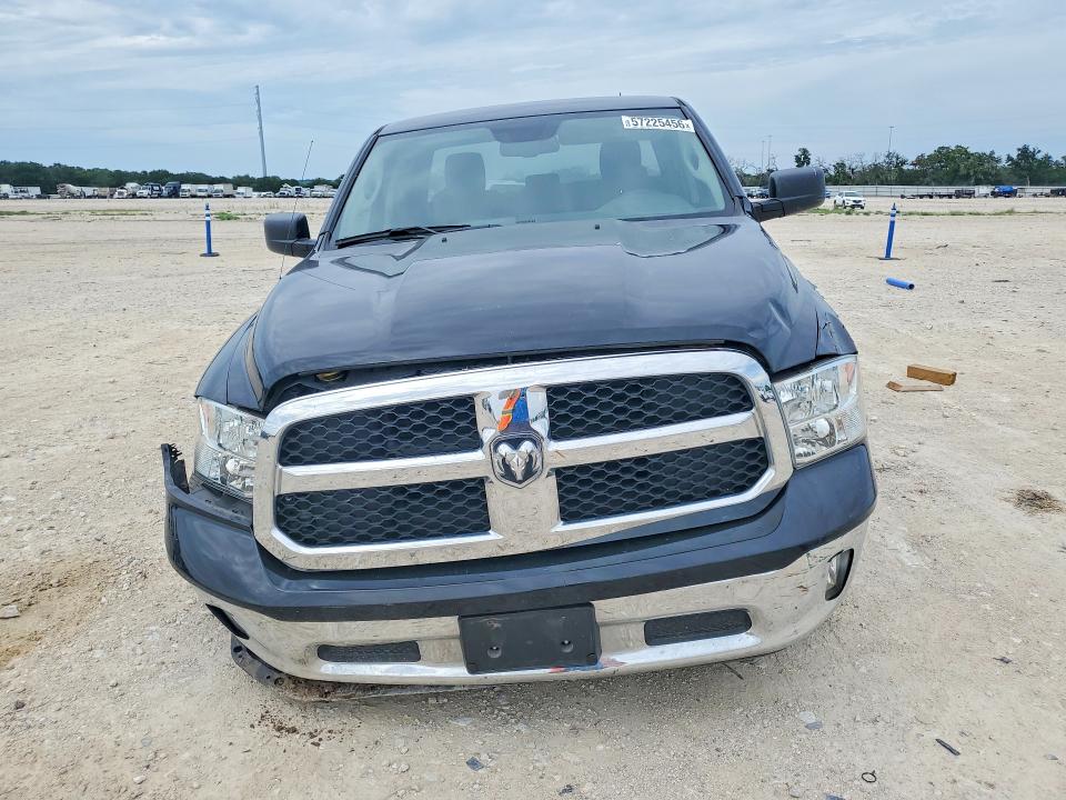 57225456 :رقم المزاد ، 1C6RR6FG5NS155134 vin ، 2022 Ram 1500 Classic مزاد بيع