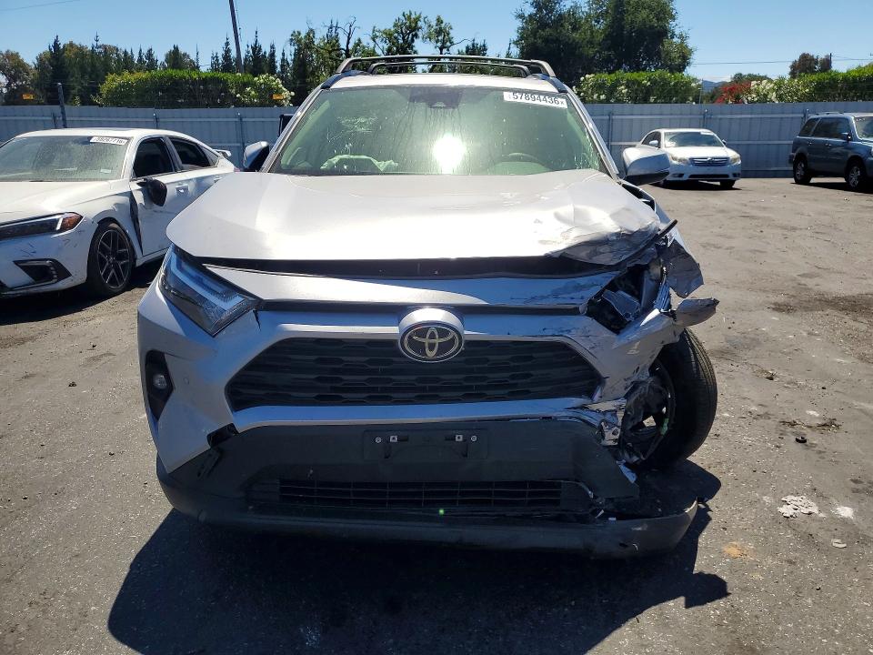 Продажа на аукционе авто 2025 Toyota Rav4, vin: JTMB6RFV8SD570712, номер лота: 57894436