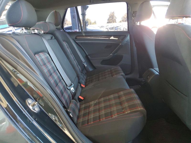 Продажа на аукционе авто 2017 Volkswagen Gti, vin: 3VW4T7AU8HM016861, номер лота: 57192036
