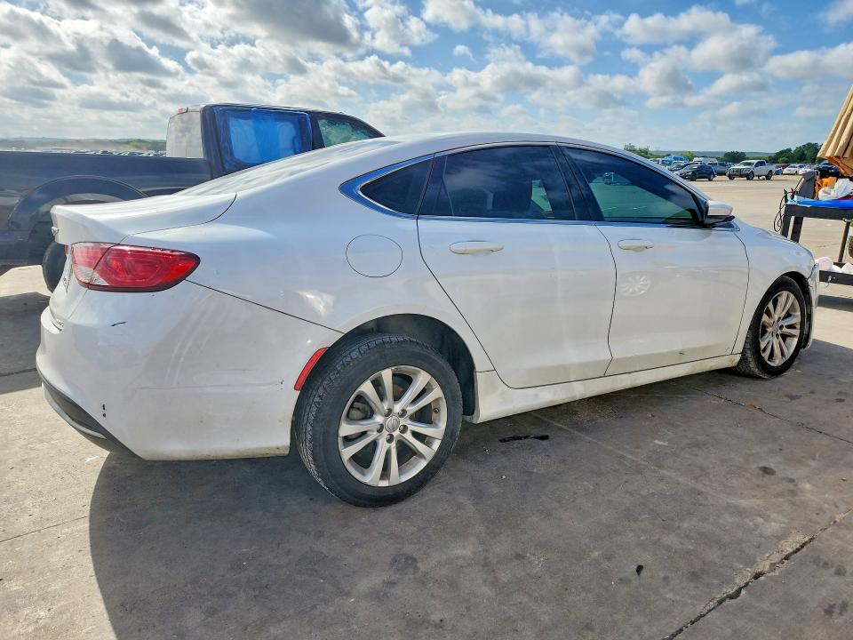 56791526 :رقم المزاد ، 1C3CCCAB8FN592124 vin ، 2015 Chrysler 200 مزاد بيع