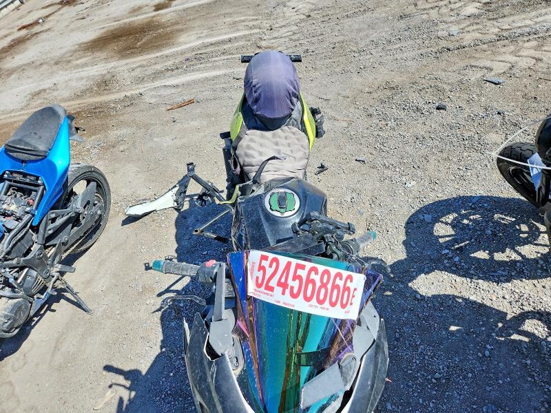 52456866 :رقم المزاد ، JKAEXKG18JDA03621 vin ، 2018 Kawasaki Ex400 مزاد بيع