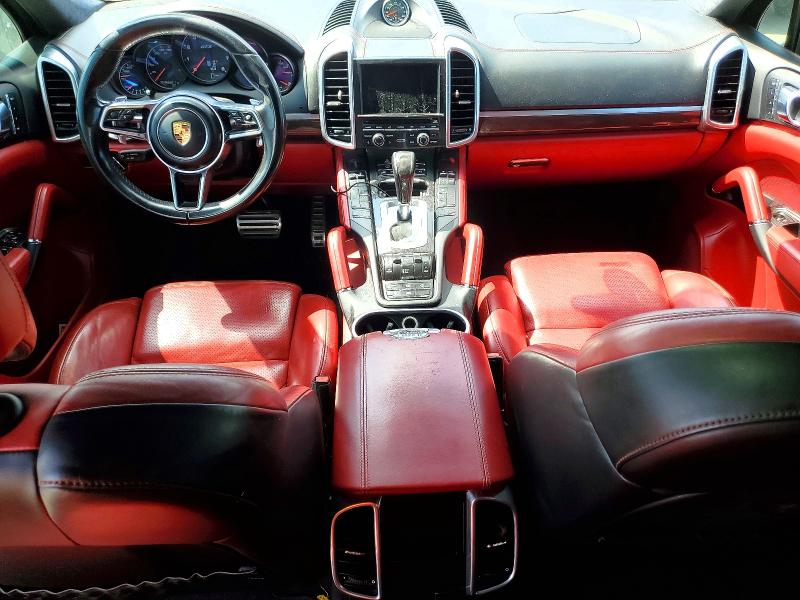 57468206 :رقم المزاد ، WP1AD2A28GLA78473 vin ، 2016 Porsche Cayenne مزاد بيع