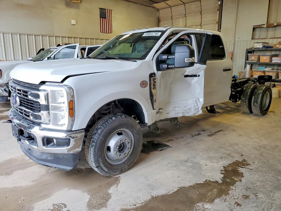 Auction sale of the 2026 Ford F350, vin: 1FD8W3HTXTEE33944, lot number: 58064746
