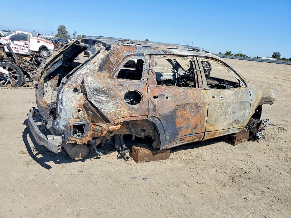 Продаж на аукціоні авто 2019 Jeep Cherokee, vin: 1C4PJMCB4KD323026, номер лоту: 56695116