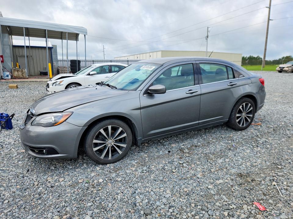 2013 Chrysler 200 მანქანა იყიდება აუქციონზე, vin: 1C3CCBCG2DN693529, აუქციონის ნომერი: 58185386