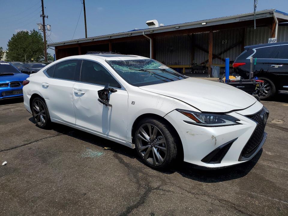 58815896 :رقم المزاد ، 58AGZ1B14MU084147 vin ، 2021 Lexus Es 350 مزاد بيع