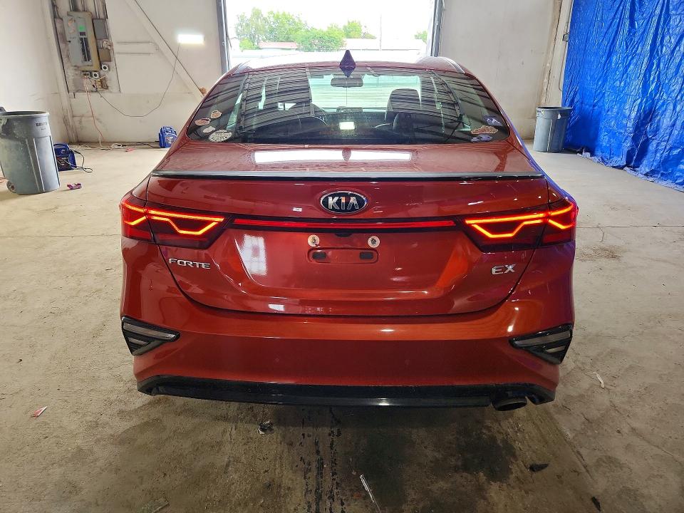 2019 Kia Forte მანქანა იყიდება აუქციონზე, vin: 3KPF54AD8KE086334, აუქციონის ნომერი: 58936746