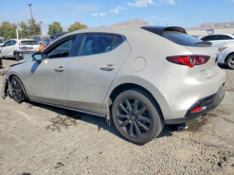 57497686 :رقم المزاد ، JM1BPAKM1S1752832 vin ، 2025 Mazda 3 مزاد بيع