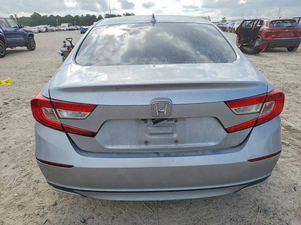 56000486 :رقم المزاد ، 1HGCV1F18MA051932 vin ، 2021 Honda Accord مزاد بيع