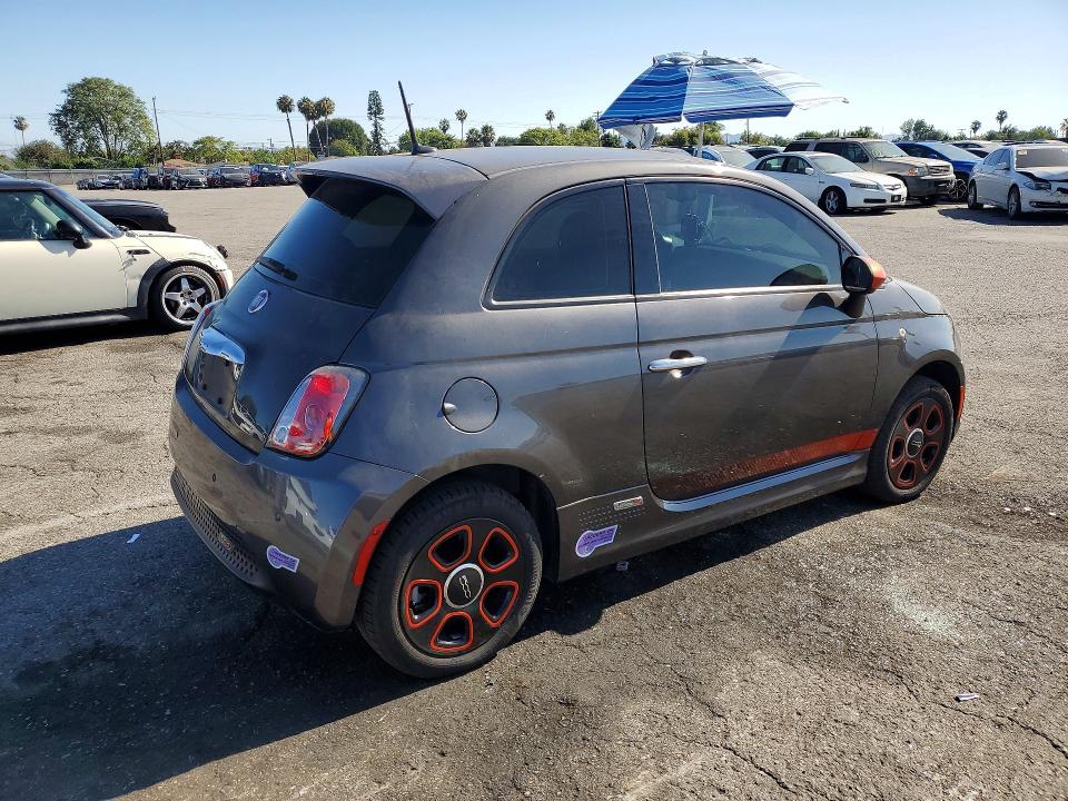 2015 Fiat 500 მანქანა იყიდება აუქციონზე, vin: 3C3CFFGE5FT749795, აუქციონის ნომერი: 57930416