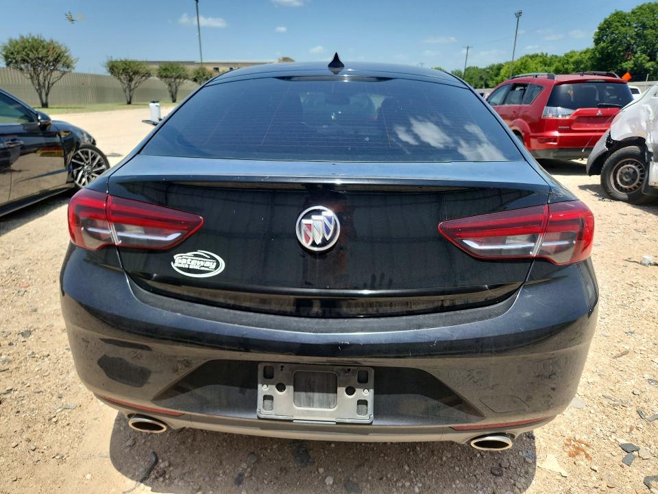 59032246 :رقم المزاد ، W04GP6SX6J1147369 vin ، 2018 Buick Regal مزاد بيع