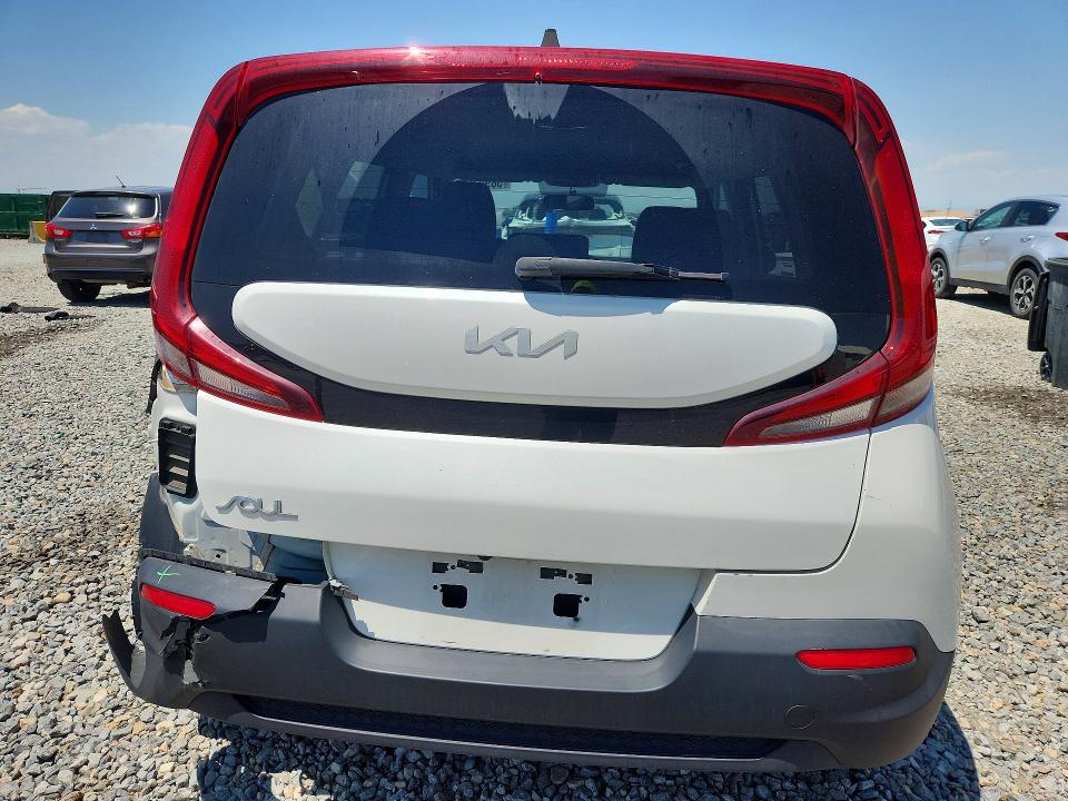 2022 Kia Soul მანქანა იყიდება აუქციონზე, vin: KNDJ23AUXN7176392, აუქციონის ნომერი: 58903596