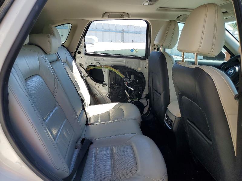 2018 Mazda Cx-5 მანქანა იყიდება აუქციონზე, vin: JM3KFADM6J1377686, აუქციონის ნომერი: 57209216