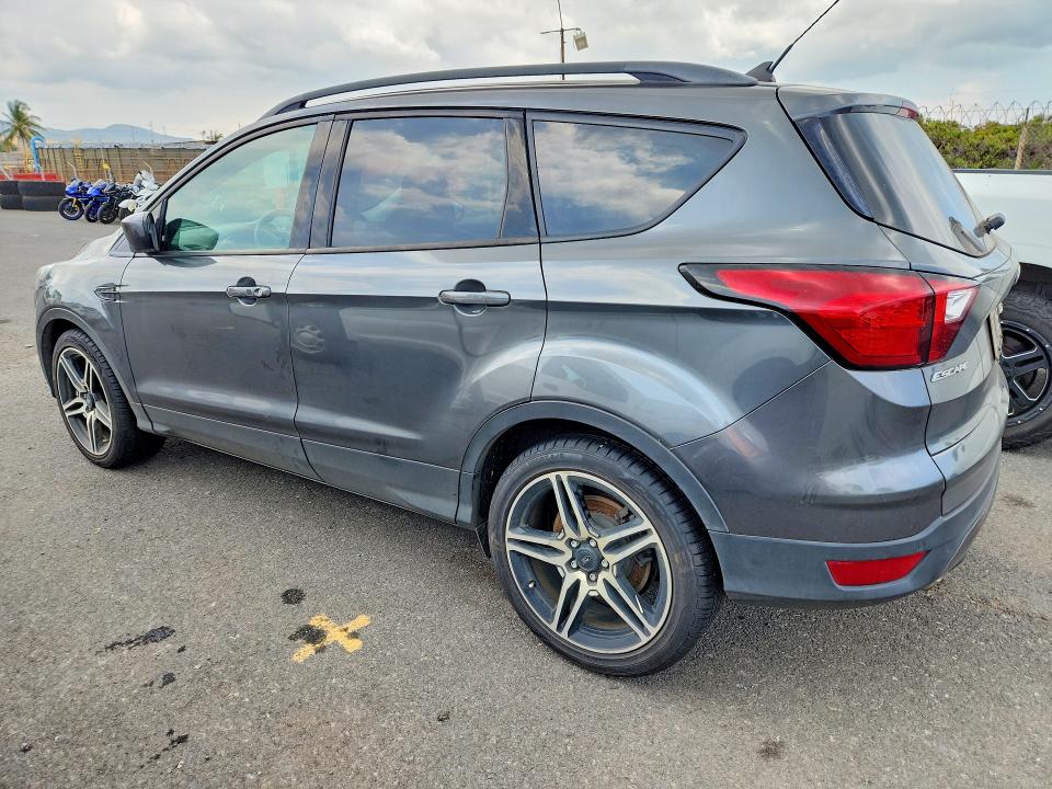 2019 Ford Escape მანქანა იყიდება აუქციონზე, vin: 1FMCU0HD9KUA55286, აუქციონის ნომერი: 57817206