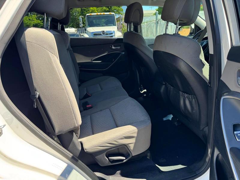 2017 Hyundai Santa Fe მანქანა იყიდება აუქციონზე, vin: KM8SMDHF9HU173898, აუქციონის ნომერი: 56411226