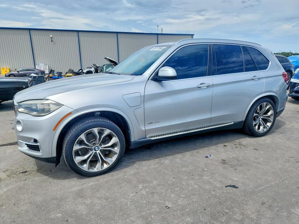 55717596 :رقم المزاد ، 5UXKT0C57G0S75672 vin ، 2016 Bmw X5 مزاد بيع
