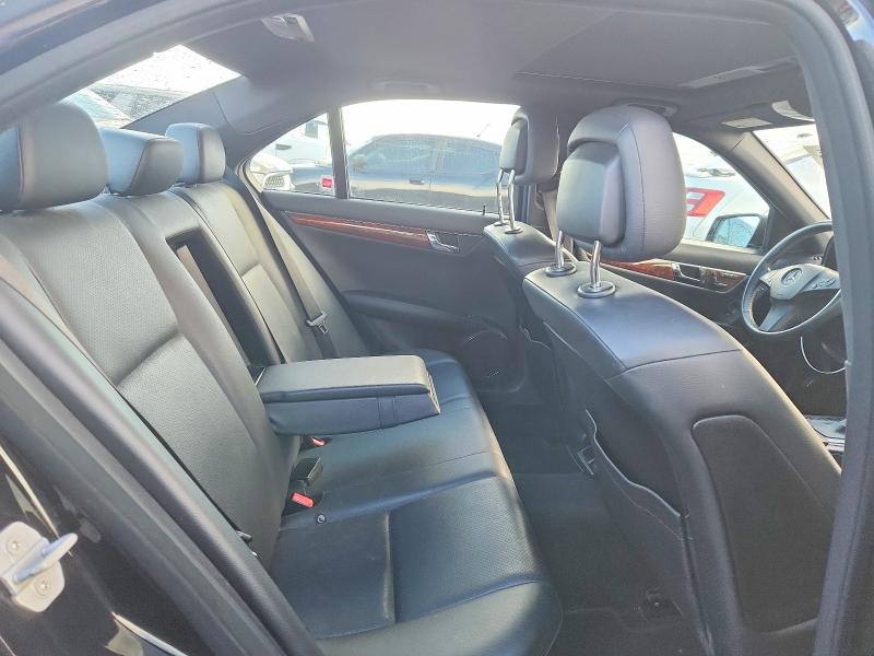 2010 Mercedes-benz C მანქანა იყიდება აუქციონზე, vin: WDDGF8BB5AF421288, აუქციონის ნომერი: 57399366